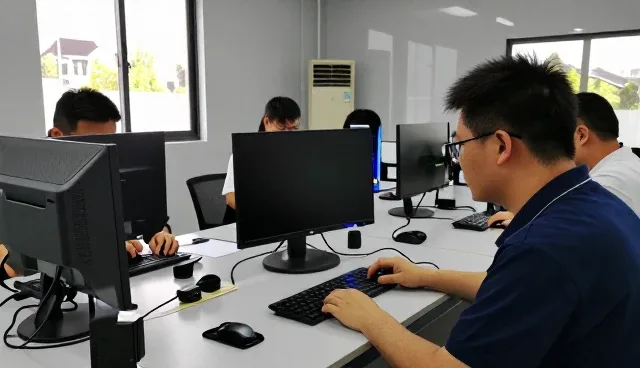 芜湖昌亮机械租赁有限公司带来全新的绿化养护套餐体验